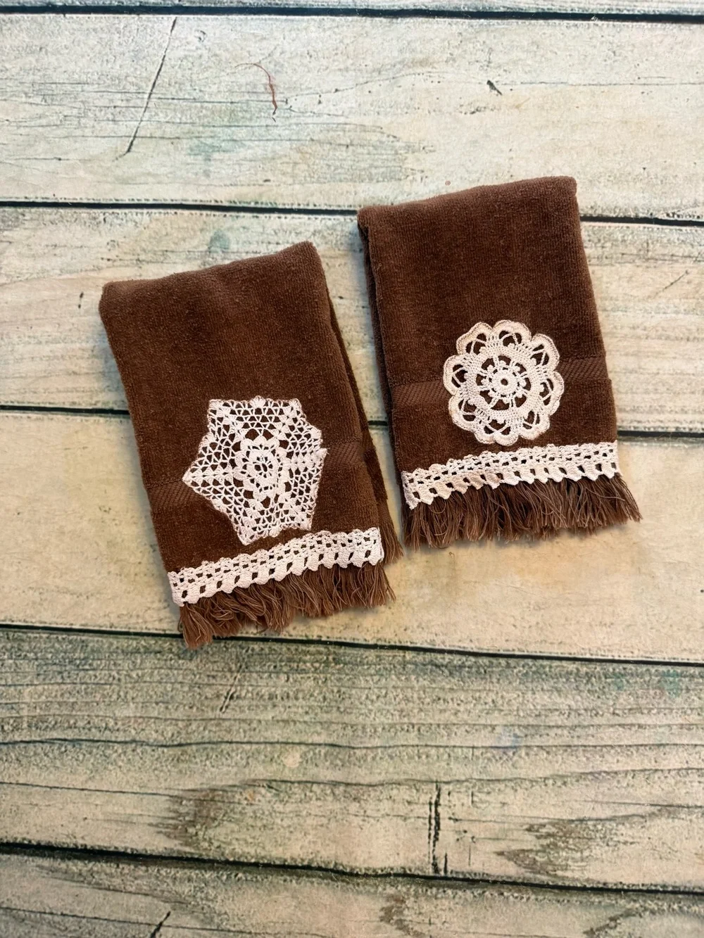 Vinatge Cannon royal family brown crochet finger hand towels.